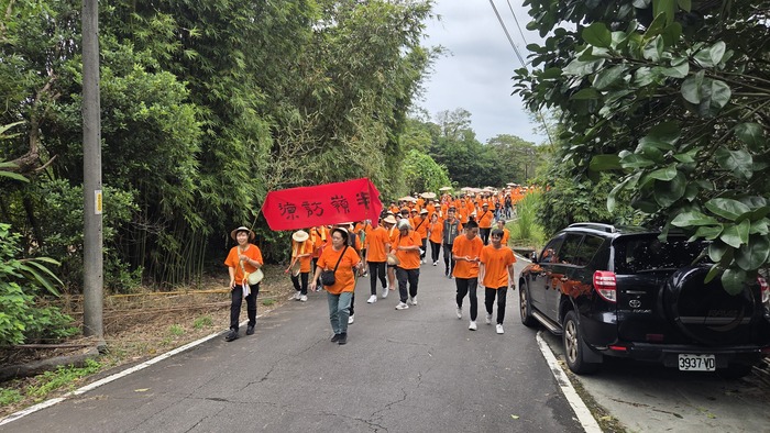 11411011102 日本學者訪問圖片